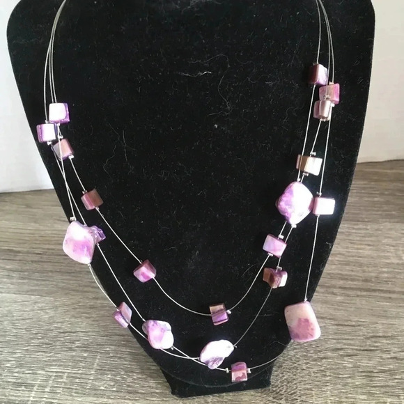 Vibrant purple necklace - Picture 1 of 5